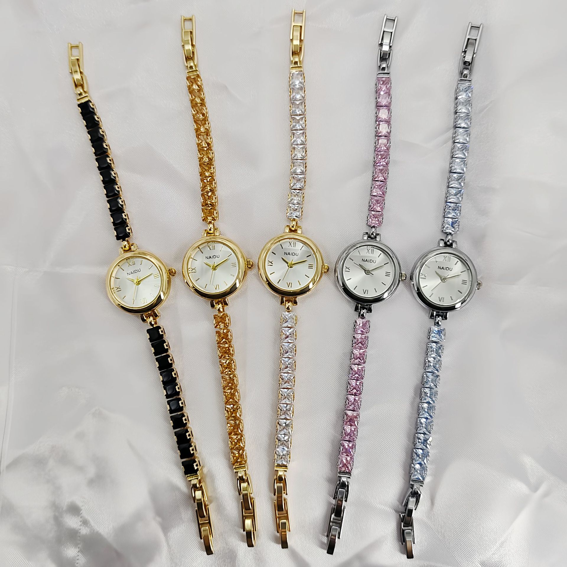 New Fashion Diamond-encrusted  - Luxury Watch Level recension och pris
