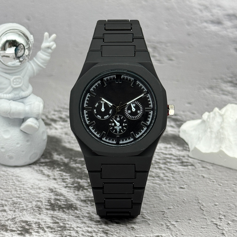 Famous Brand Fake Three-Eyed D - Luxury Watch News recension och pris